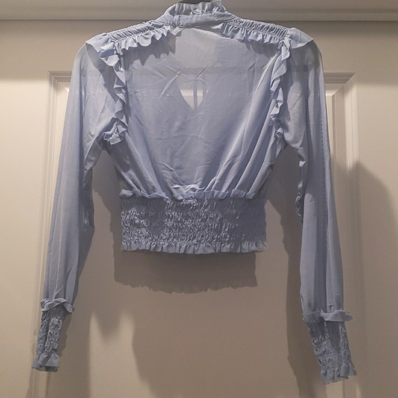 NWOT WOMENS RUFFLE BLOUSE - Picture 3 of 4